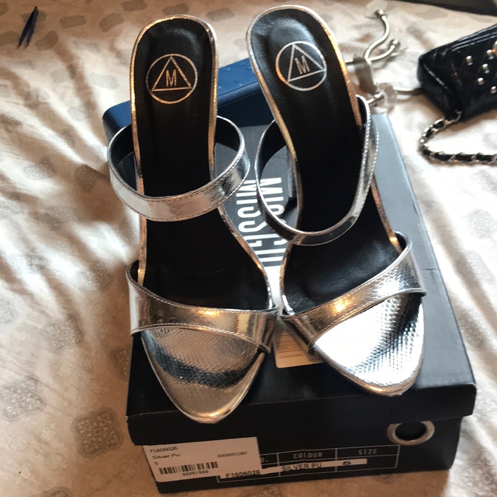Silver 2 straps heels
